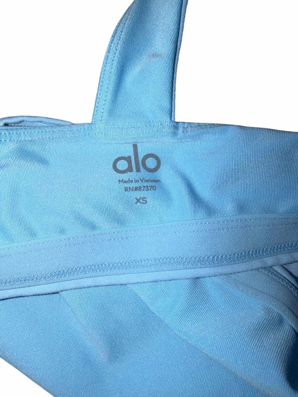 ALO Yoga airlift one shoulder sports bra in blue skies size XS - Picture 5 of 5